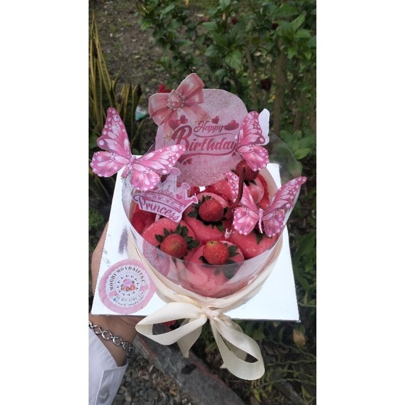

Mochi Birthday,Hantaran,hampers by Mochi Moy'Daifuku (hanya untuk wilayah Cilacap dan Banyumas sekitarnya)