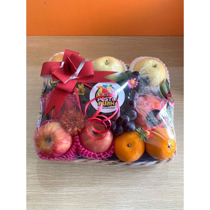

Parcel Buah Makassar/Parcel Buah Free Kartu Ucapan, Bisa custom/ Pesta buah makassar