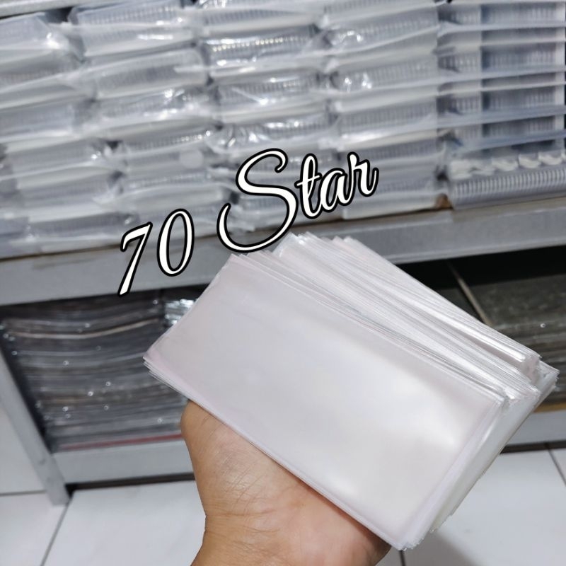 

Plastik khusus untuk melindungi uang kertas