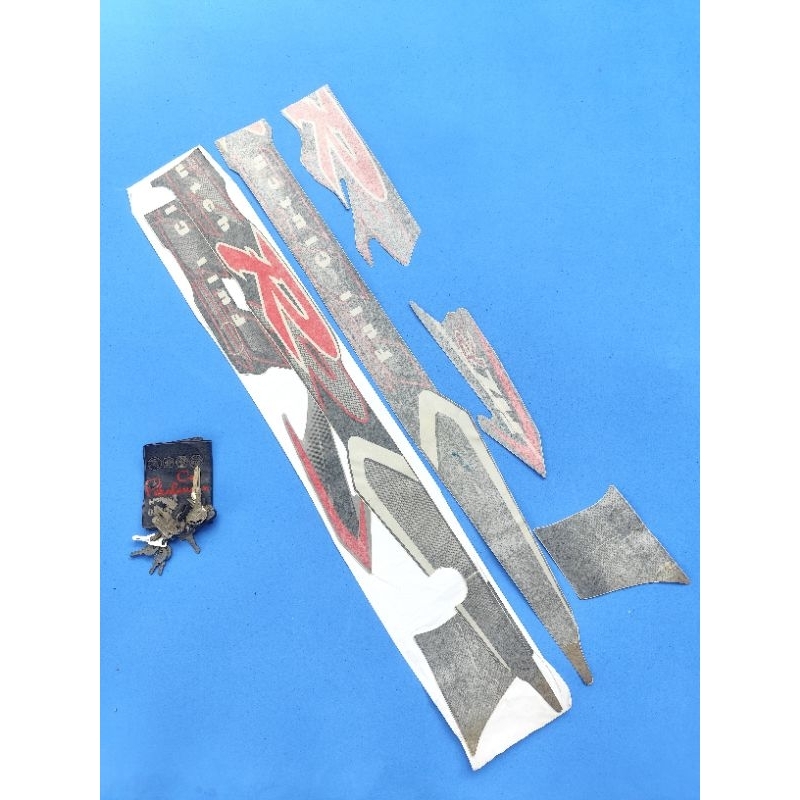 Striping stiker Yamaha Fizr Fiz r Full Clutch 2002 Silver Merah