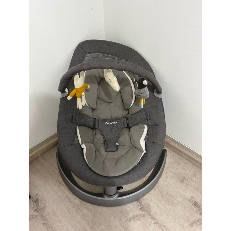 Nuna Leaf Grow bouncer swing anak second
