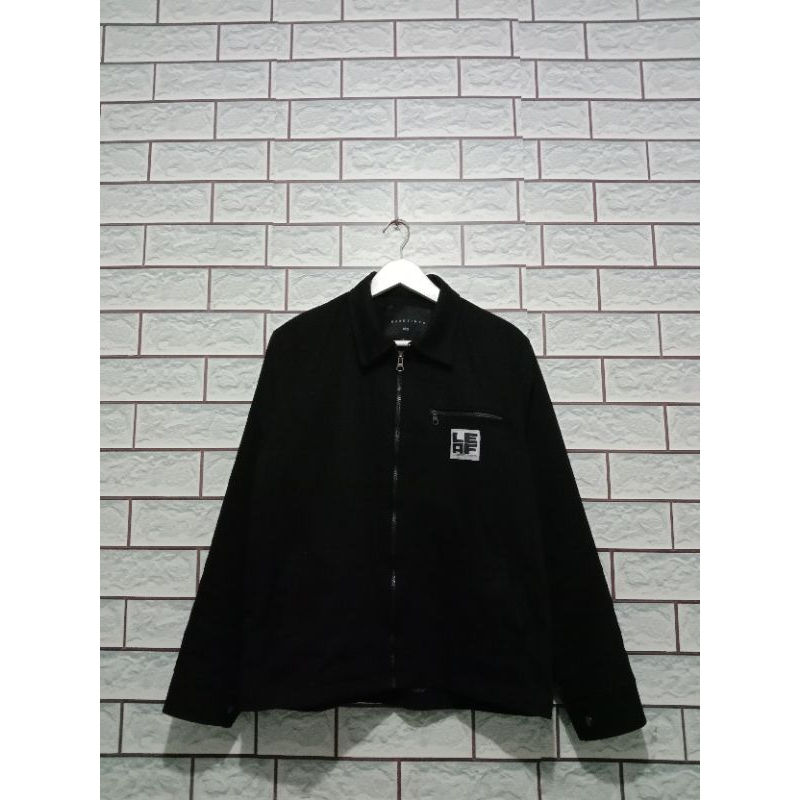 work jacket leaf second