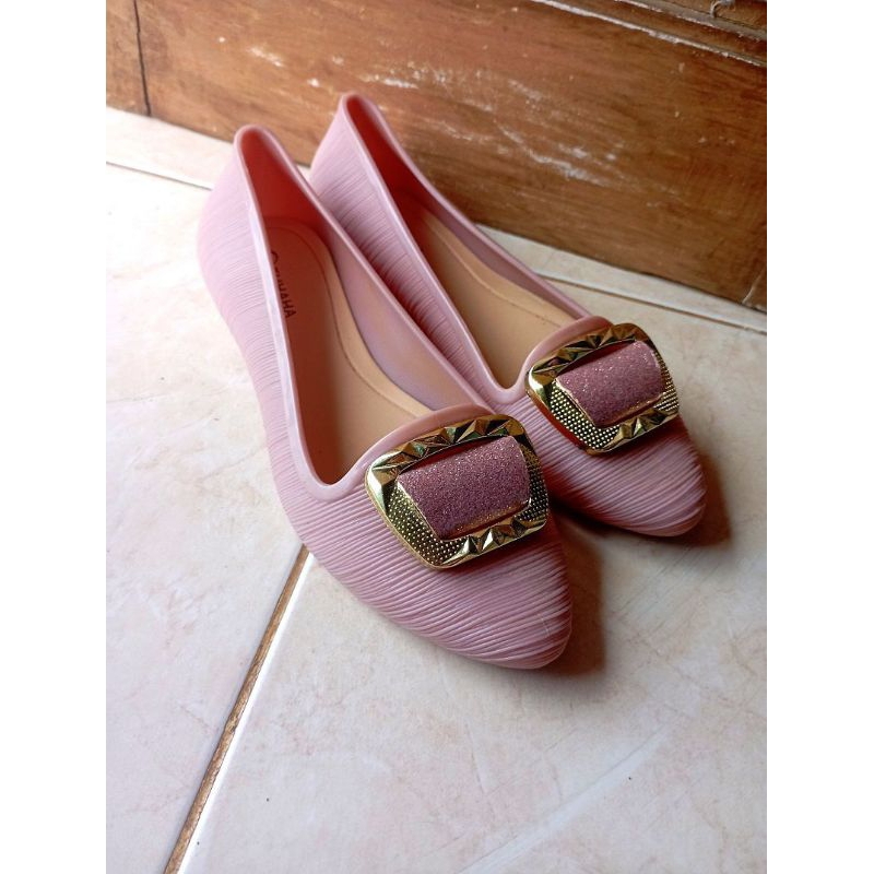 Flatshoes karet jelly  wanita