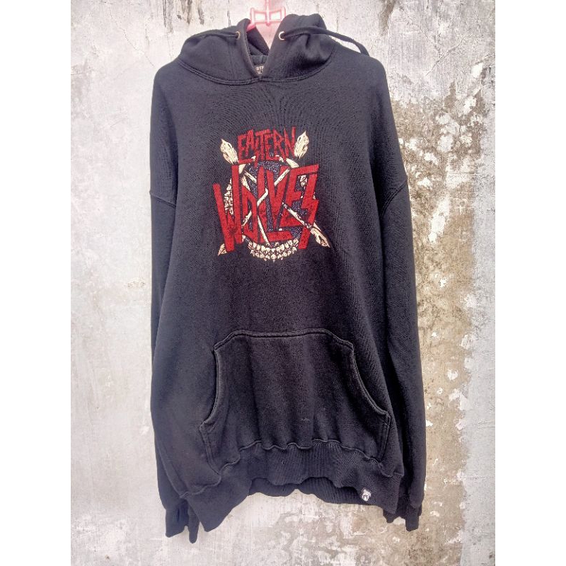 eastern wolves hoodie raining blood size Xl