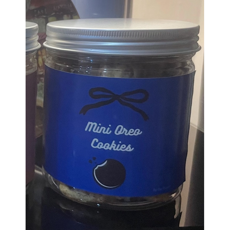 

Mini oreo cookies (by our project)
