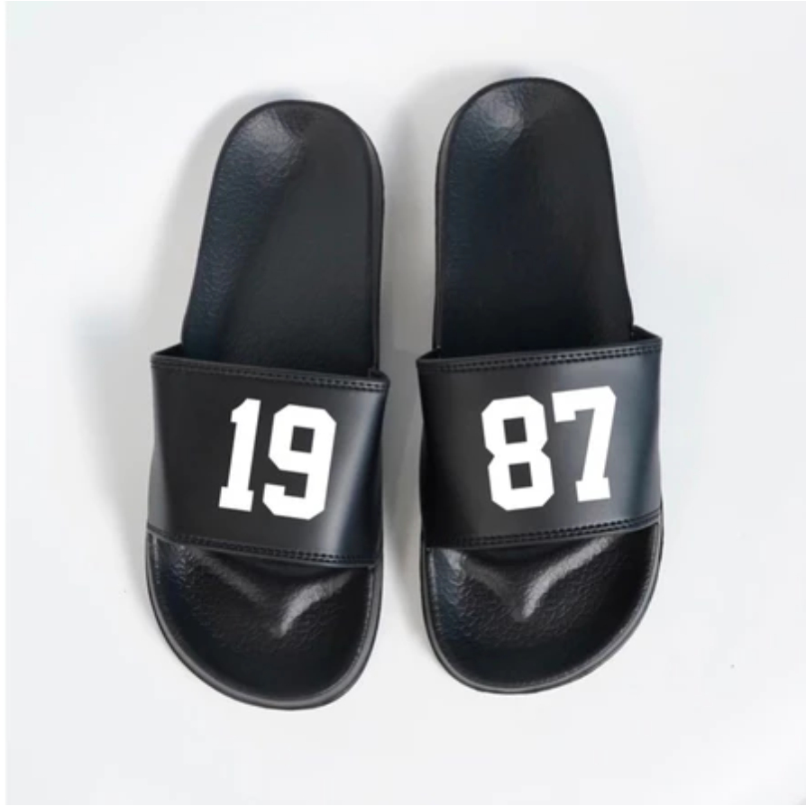 SANDAL TAHUN LAHIR CLUB SEPAKBOLA PERSEBAYA SURABAYA PERSIB BANDUNG PERSIJA JAKARTA AREMA MALANG ARE