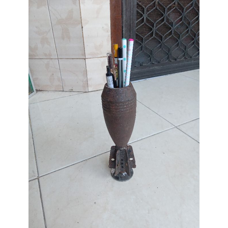 tempat pensil unik