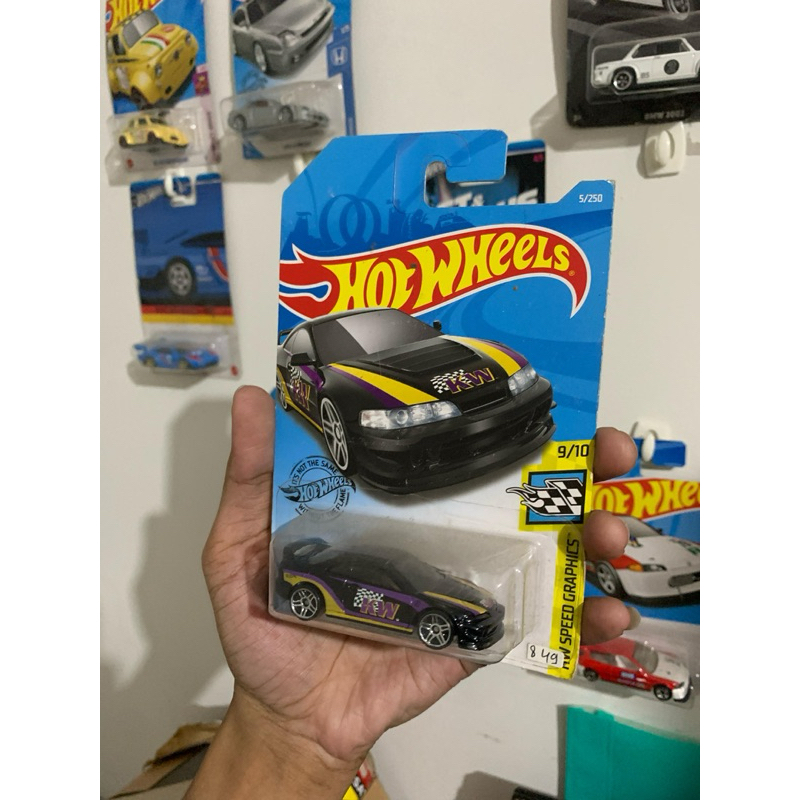 Hot Wheels Custom '01 Acura Integra GSR