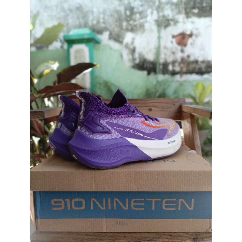 sepatu running nineten kishi run