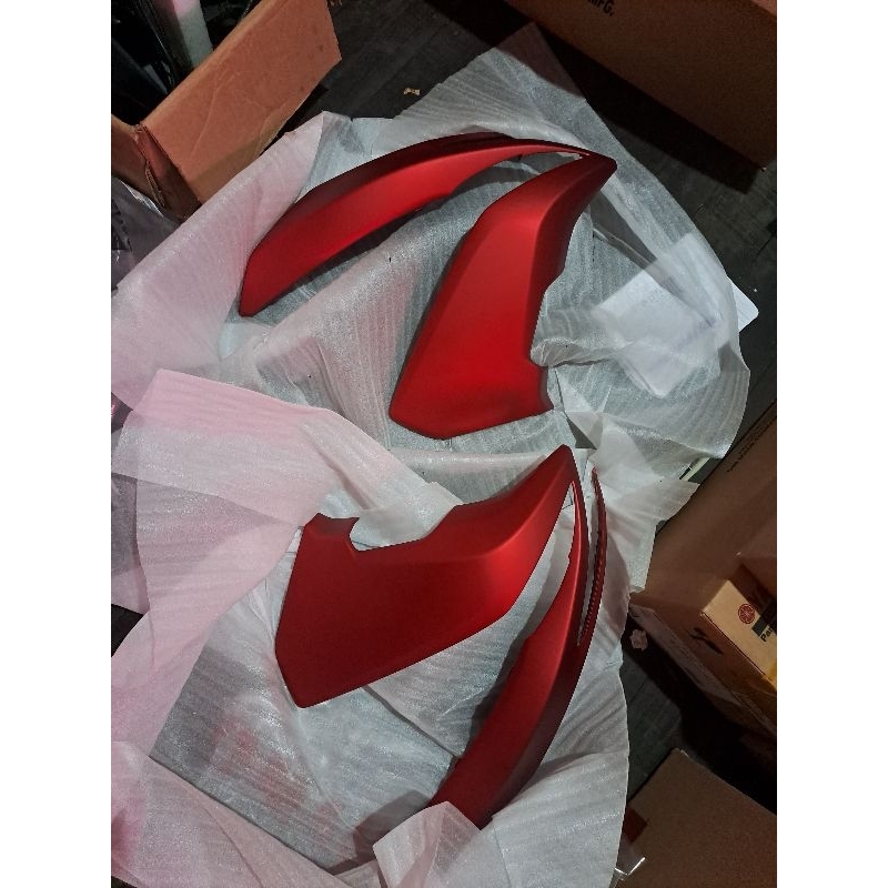 BODY COWLING AEROX OLD 155 WARNA MERAH DOFF SET KIRI KANAN KODE PART B65-F8351-00-P0 B65-F8377-00-P0