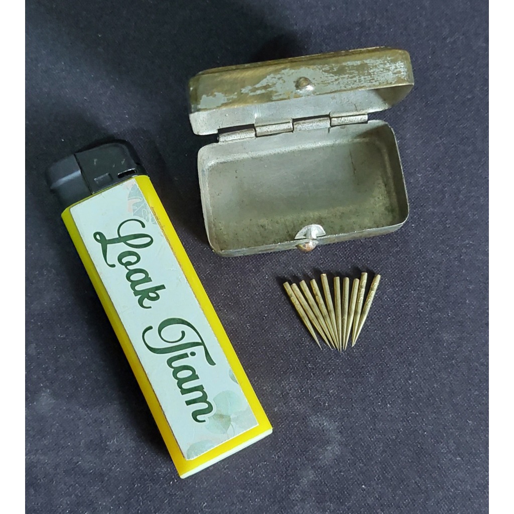 pajangan 10 jarum gramophone dengan kotak mungil