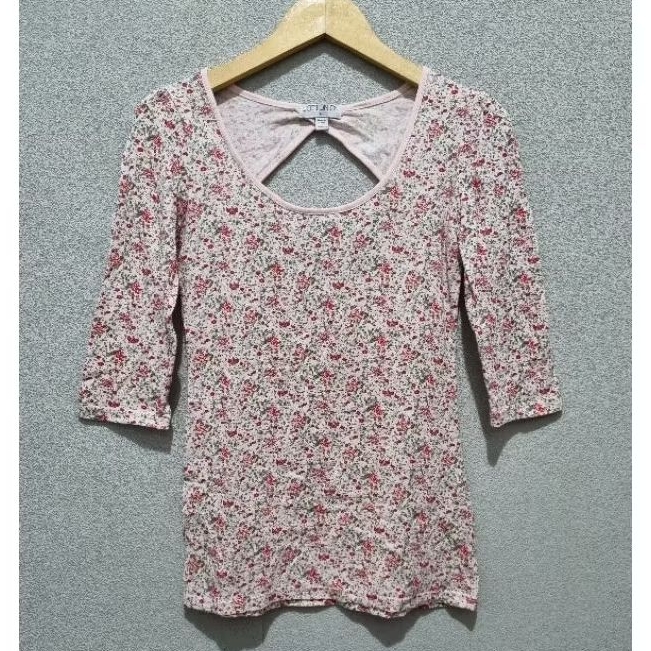 TERMURAH Preloved/Thrifting Blouse Cotton On Corak Bunga