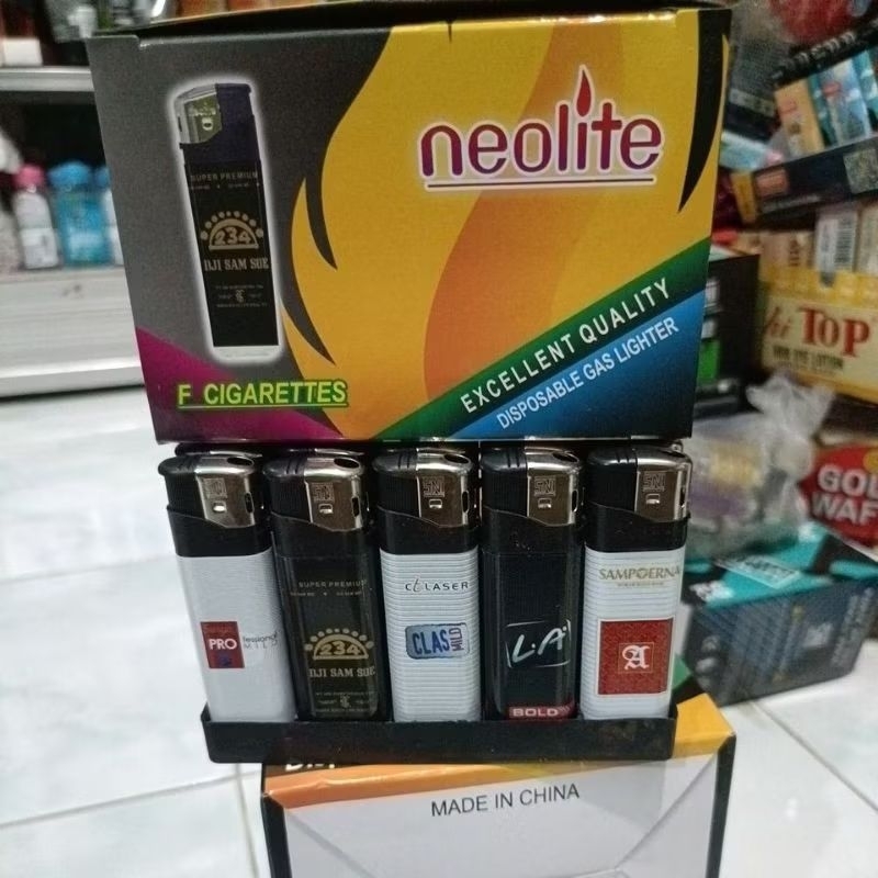 korek gas magnet korek api nyala pemantik api