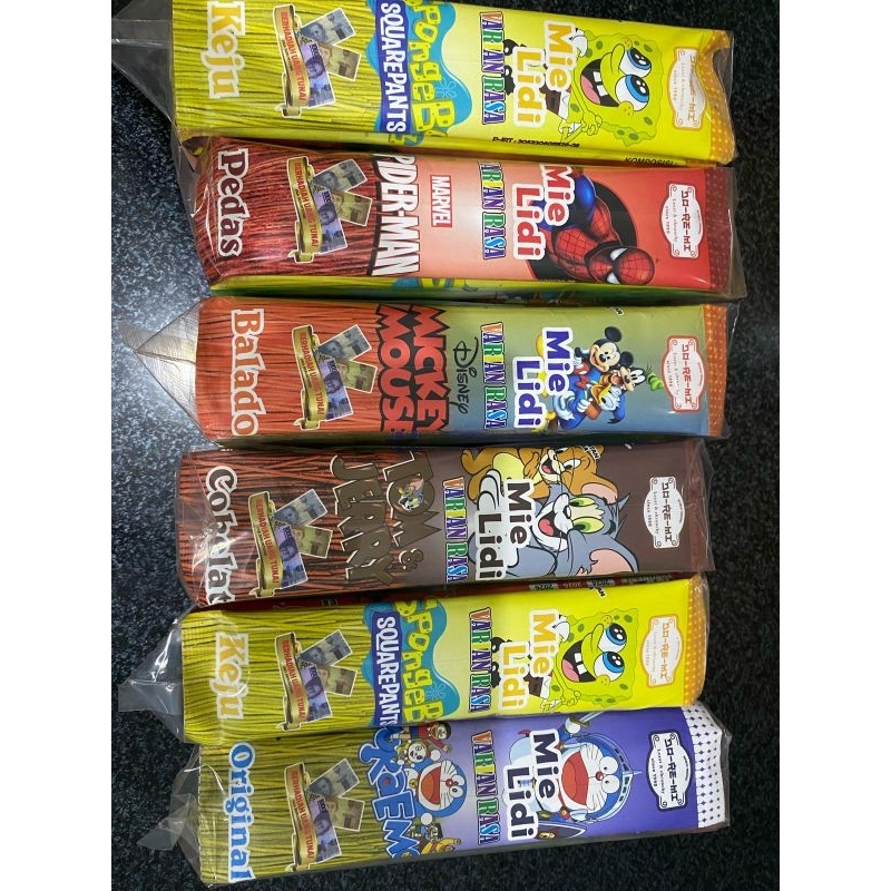 

MIE LIDI KARAKTER ISI 12PCS BY DOREMI SNACK