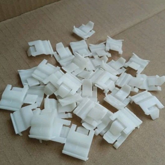 kancing pelipit Avanza Xenia,klip pelipit kaca Avanza Xenia 10pc