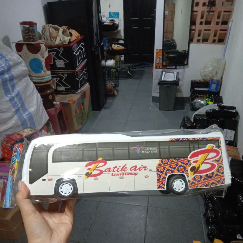 promo mainan anak cowo mobil bus Batik Air panjang WJS