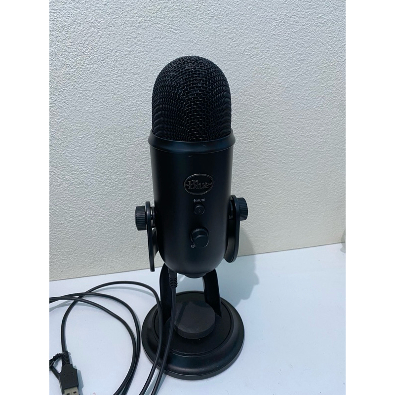 PRELOVED MIC BLUE YETI