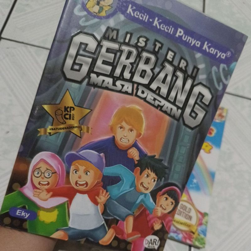 

PRELOVED BUKU KECIL KECIL PUNYA KARYA (50RB DAPAT 3PCS)