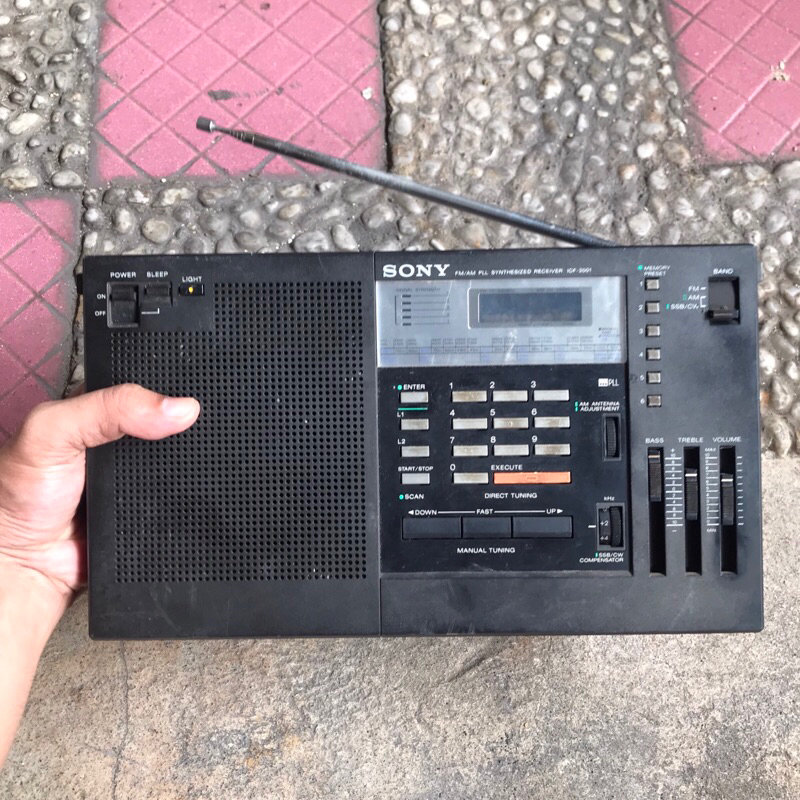 radio jadul sony icf 2001