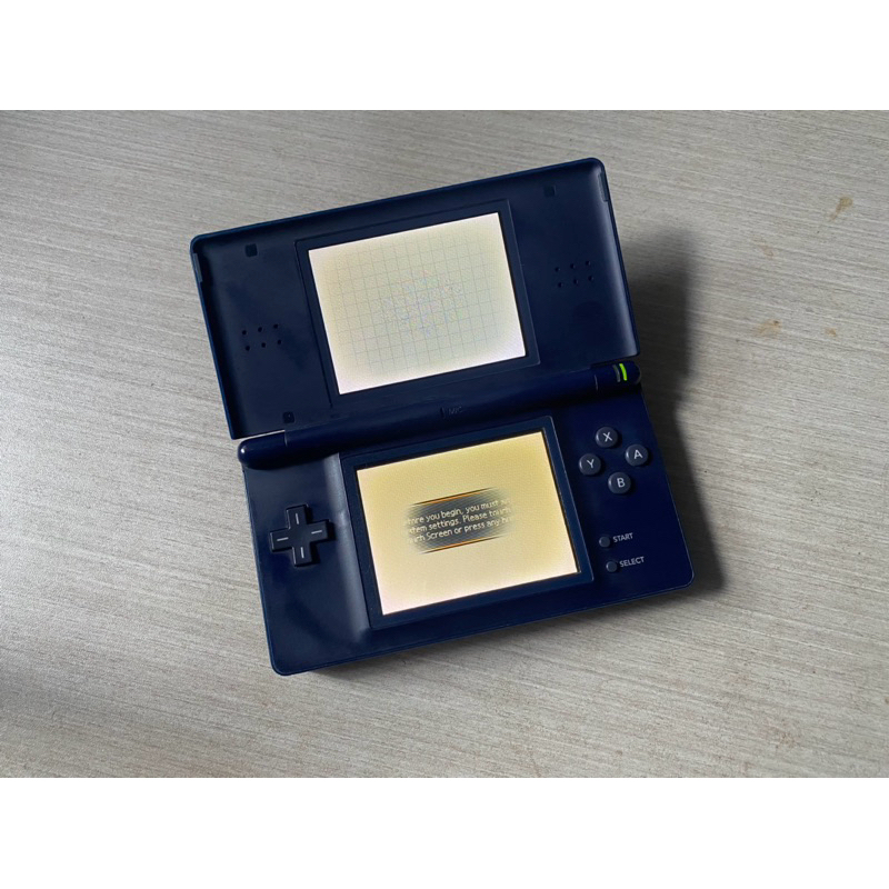 Nintendo DS lite