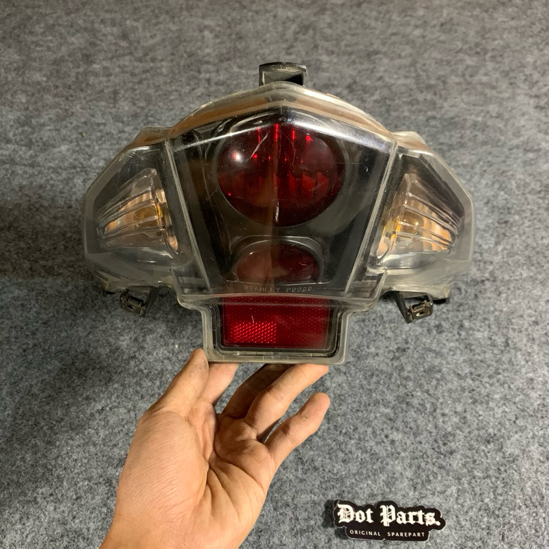 Stoplamp XEON GT XEON RC  Lampu Rem XEON GT XEON RC Original Copotan