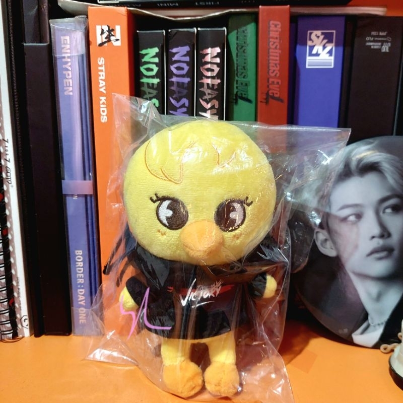 [READY STOCK] OFFICIAL SKZOO BBOKARI 15 CM POP UP VICTORY PRELOVED STRAY KIDS PLUSHIE BANGCHAN LEEKN