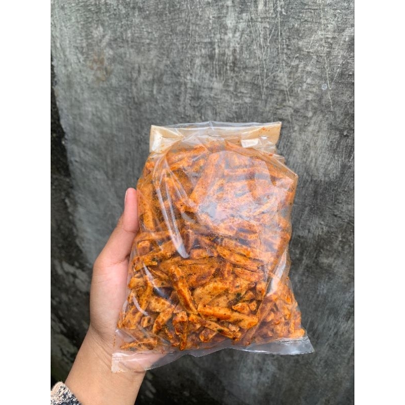 

Basreng pedas daun jeruk PREMIUM bumbu basah ,kemasan 500gr/setengah kilo 35 ribu