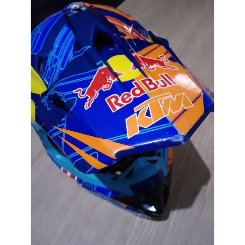 helm ktm red bull