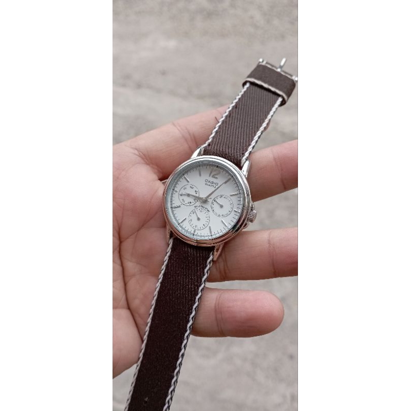 jam tangan wanita Seiko Chronograph strap nylon elegan simple klasik quartz