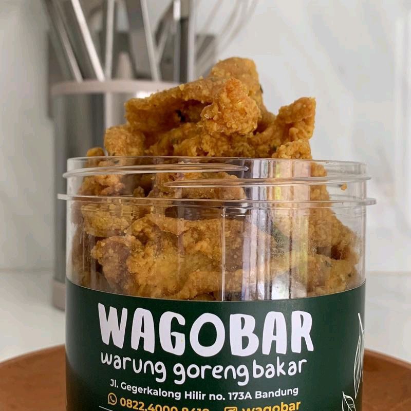 

Kulit kriuk bumbu asin daun jeruk kemasan toples