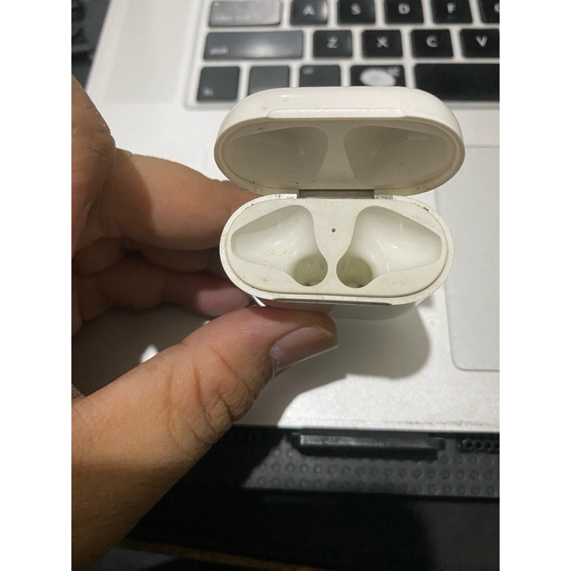 Charger AirPods Gen 2 Original Apple – Mulus 95%, Beli di Ibox + Nota
