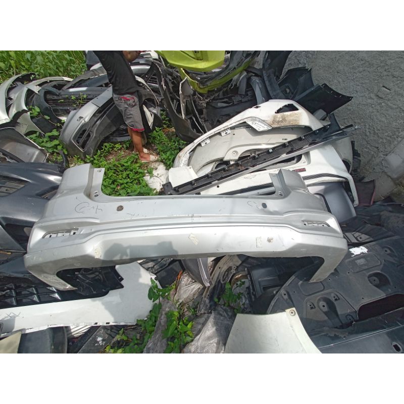 bemper belakang Suzuki Ertiga 2019