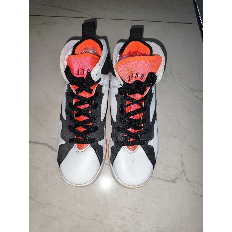 PRELOVED SEPATU SECOND THRIFT JORDAN