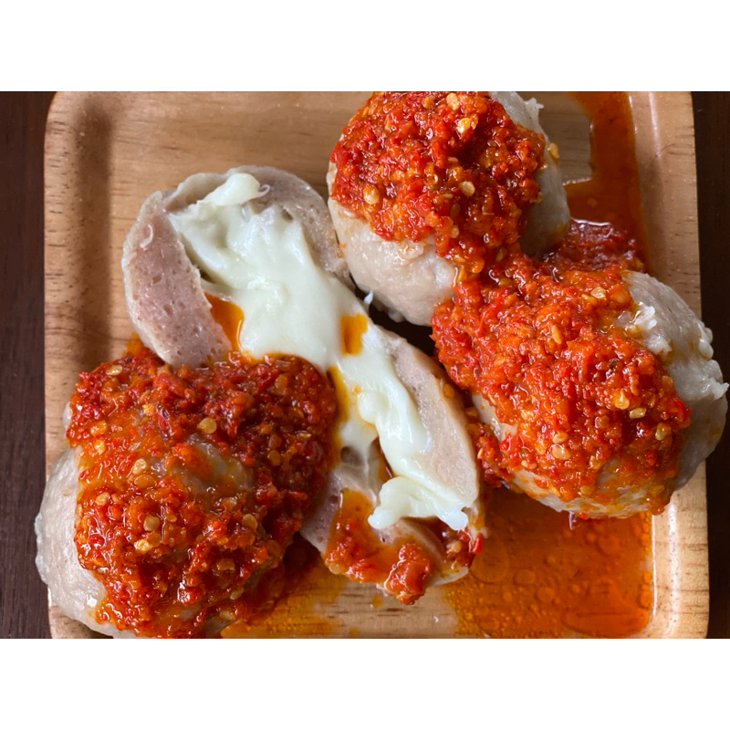 

Bakso mercon isi keju mozarella