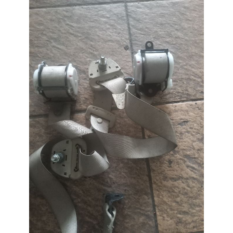 safety belt ertiga tahun 2015