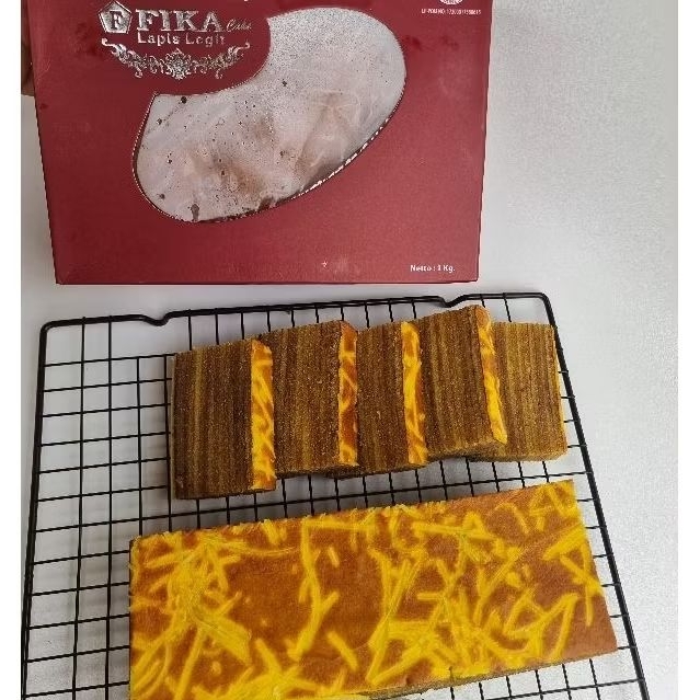

LAPIS LEGIT SPECIAL FIKA CAKES BASAH DAN MELELEH DI MULUT