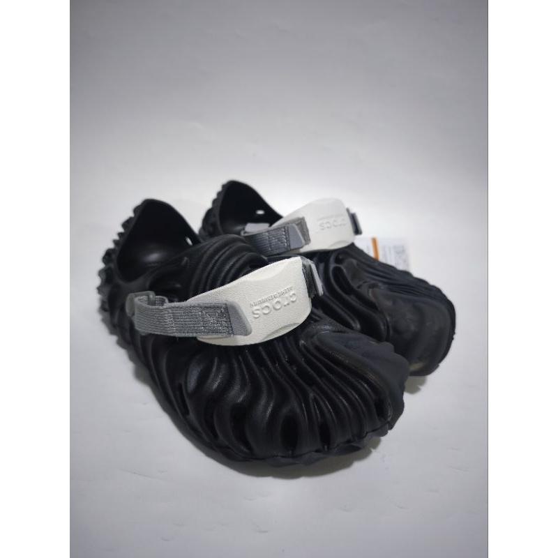 Crocs / Sepatu Sandal Crocs / Crocs Salehe Bembury POLLEX / Crocs Pria