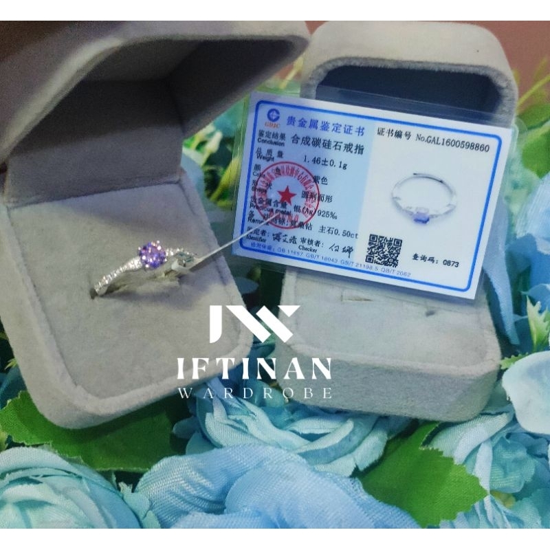 Rare Cincin Moissanite Ungu Solitaire 0,5 ct, S925