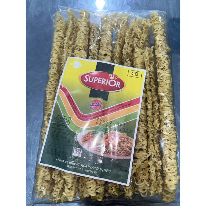 

Mie Kering Superior Mie Keriting 303gr (1kg Muat 4pc Mie Superior)