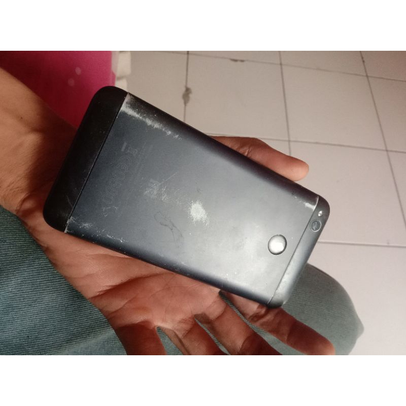 redmi 4x ram 3/32 minus kartu ga kebaca