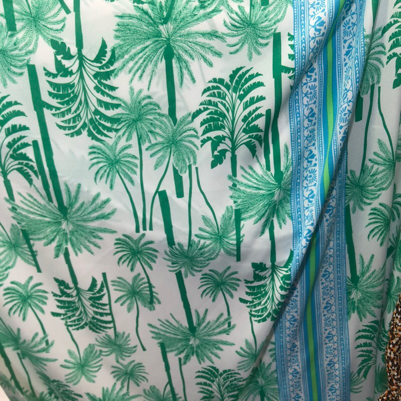 kain zara crepe motif - kain zara crepe motif bunga - kain zara crepe motif impor - kain zara crepe 