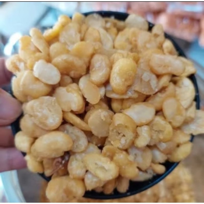

KACANG KORO KUPAS ORIGINAL 250 gr / KACANG KORO GURIH ASIN