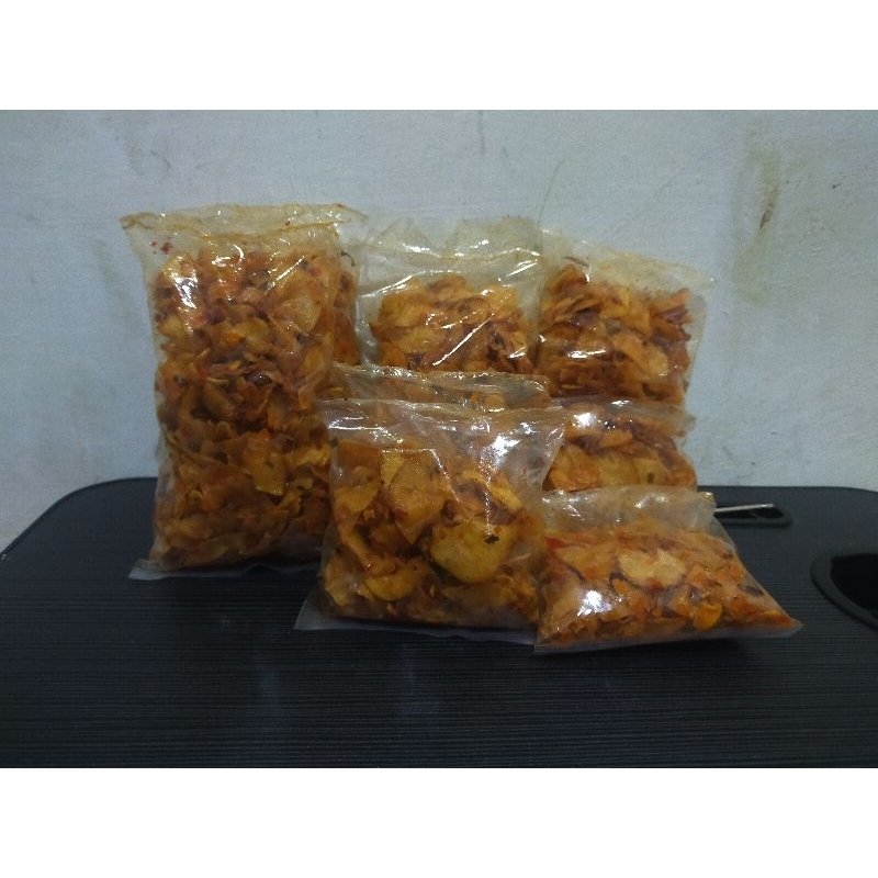 

keripik singkong balado daun jeruk 1/4kg