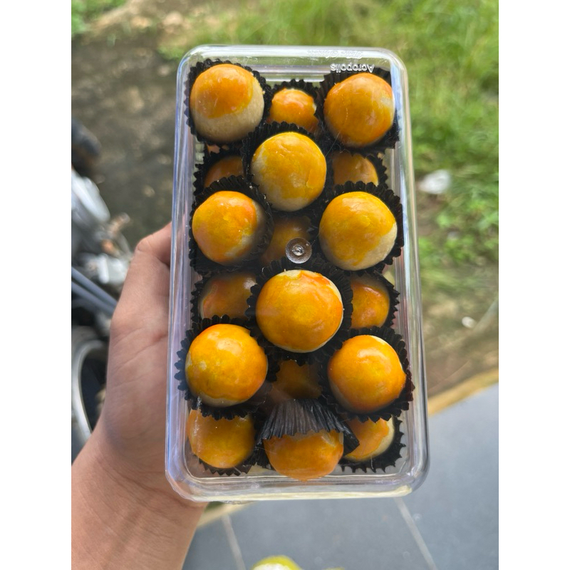 

Nastar glowing premium