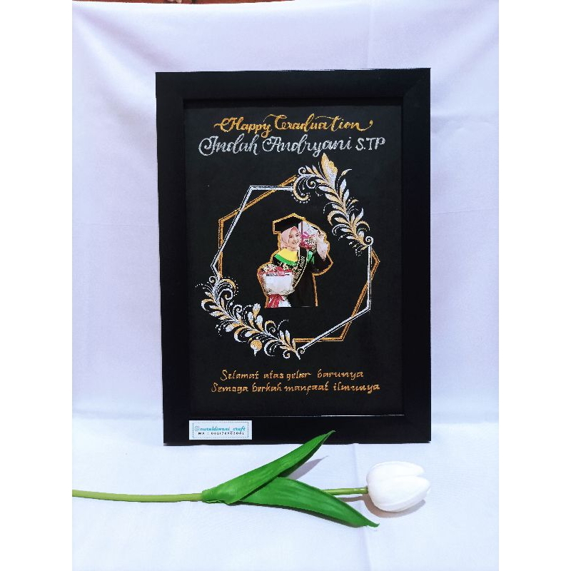 KADO WISUDA, WEDDING, ULANG TAHUN, ALL EVENT BINGKAI HENNA CRAFT, PAJANGAN DINDING 11R