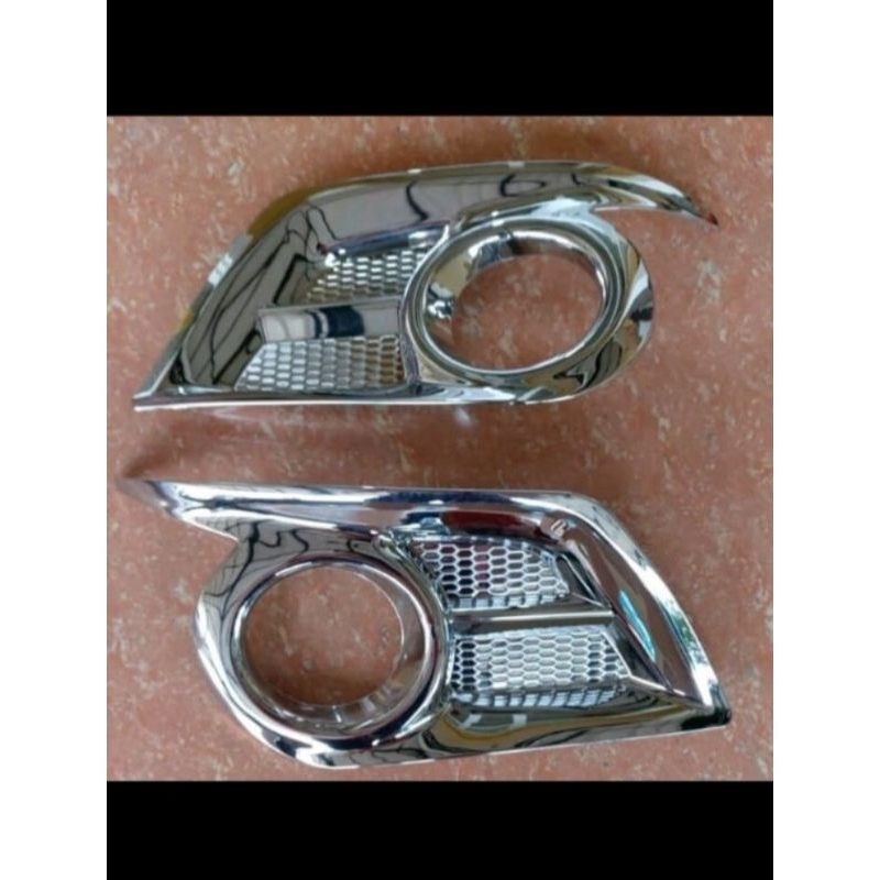 COVER GARNISH FOGLAMP HILUX 2012