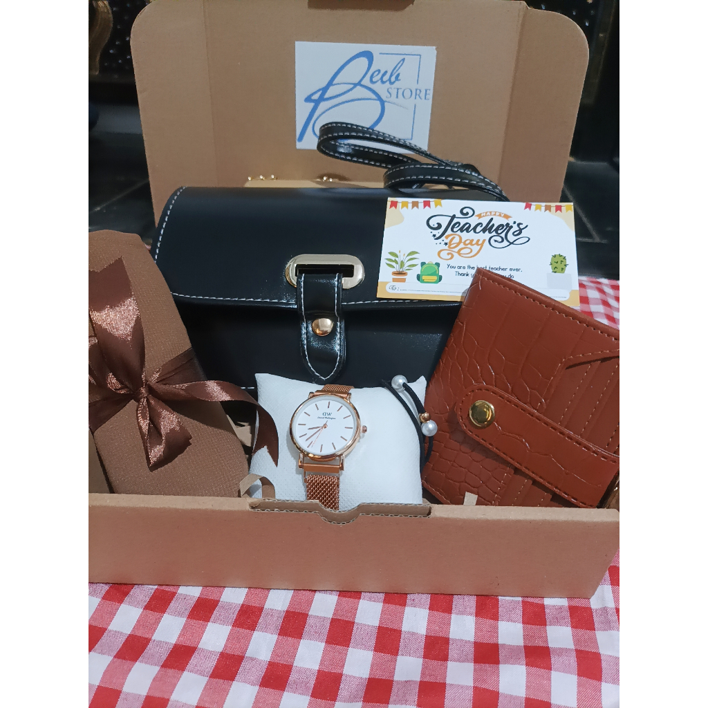 

gift box ultah,wedding,hari guru,kenaikan kelas,special gift#murah#barangbagus