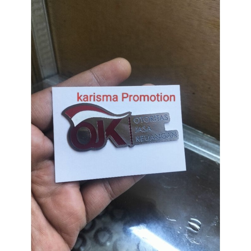 pin custom satuan dan custom contoh