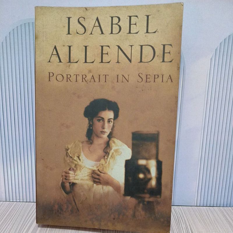 Novel Isabel Allende Potrait in sepia Original Preloved