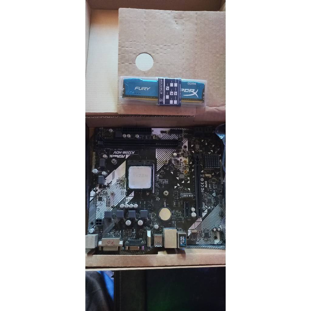 paketan Ryzen 3 3200g + Mobo A320 + Ram DDR4 16gb